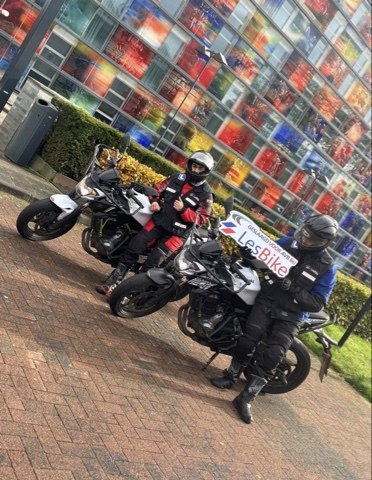 Adnane en Ahmed zijn geslaagd