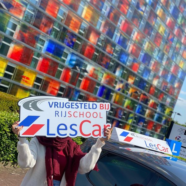 Vrijgesteld - Rijschool LesCar